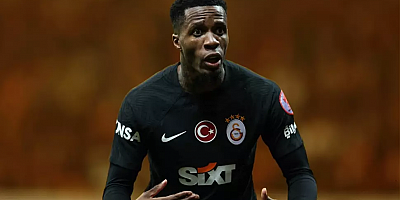 Galatasaray'da Wilfried Zaha depremi! Dünyası başına yıkıldı