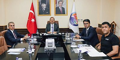 MERSİN VALİSİ ALİ HAMZA PEHLİVAN, GÜVENLİK VE KOORDİNASYON TOPLANTISI’NA KATILDI